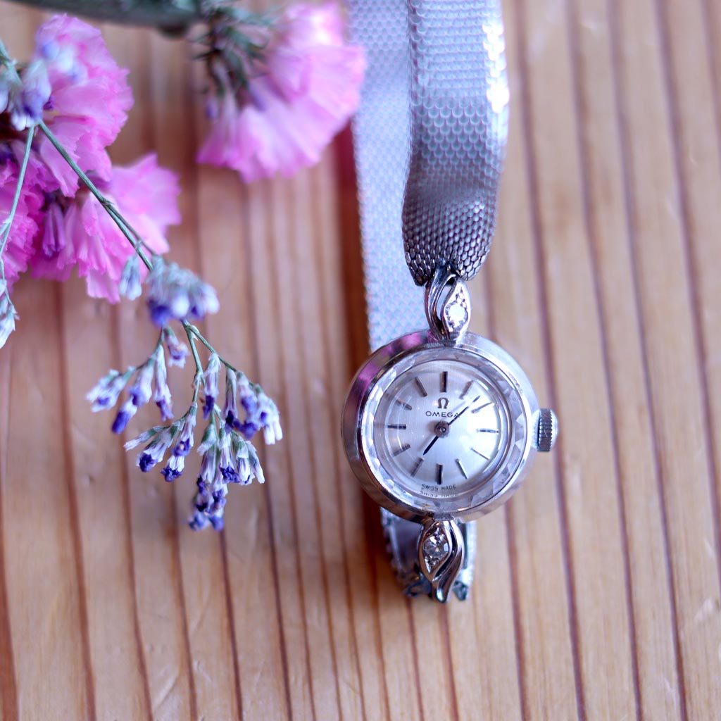 オメガ / OMEGA レディース時計【54】カットガラス 2Pダイヤ