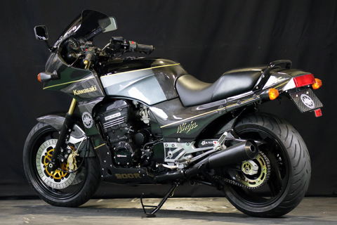 GPZ900R Ninja (1984-2003) フェンダーレスキット --