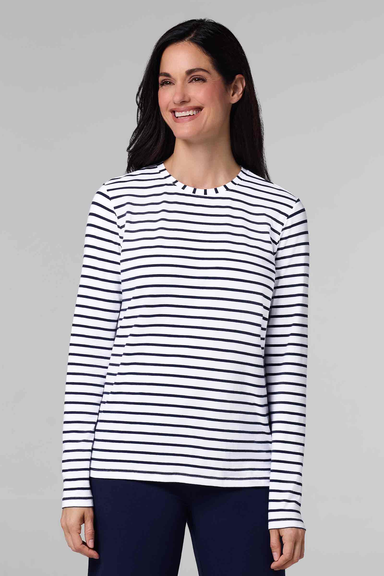 Women's Morada Everyday Long Sleeve T-Shirt | White/Navy Stripe