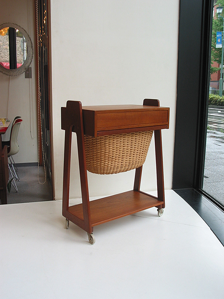 ソーイングワゴン / 北欧家具 ダニッシュ デンマーク家具 チーク