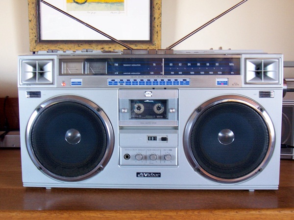 秘密基地のオーディオ部門（平成20年から～）大改革: 平成のラジカセ音