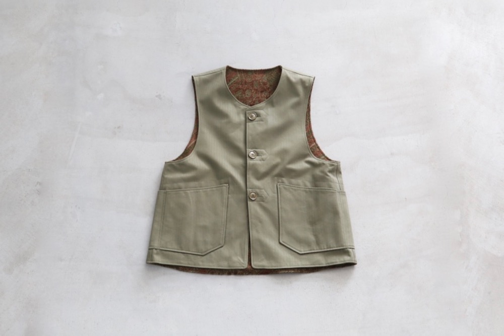 Engineered Garmentsのから登場のおすすめベストたちをご紹介