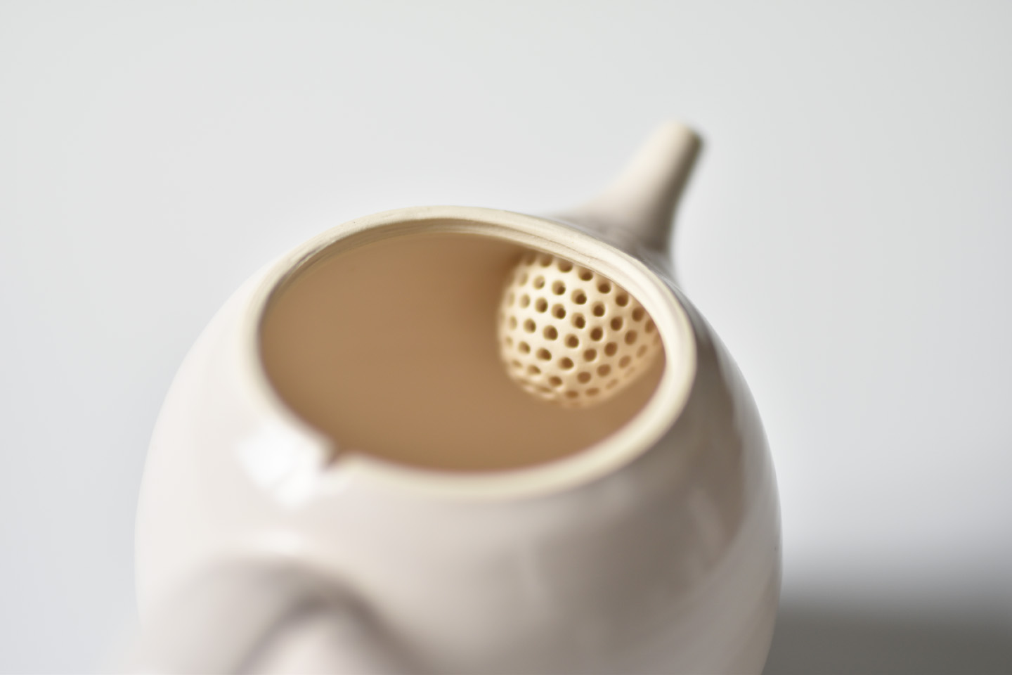 gallery yaichi | permanent artist | 岡田直人 | 丸ポット