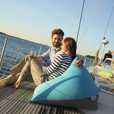 公式】Yogibo Zoola Pyramid（ヨギボー ズーラ ピラミッド） | Yogibo