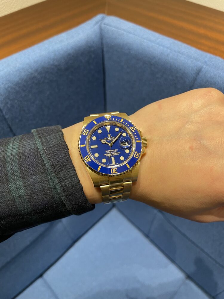 これからの季節にピッタリ、金無垢青サブ』 ｜ ロレックス【Q-Snap】