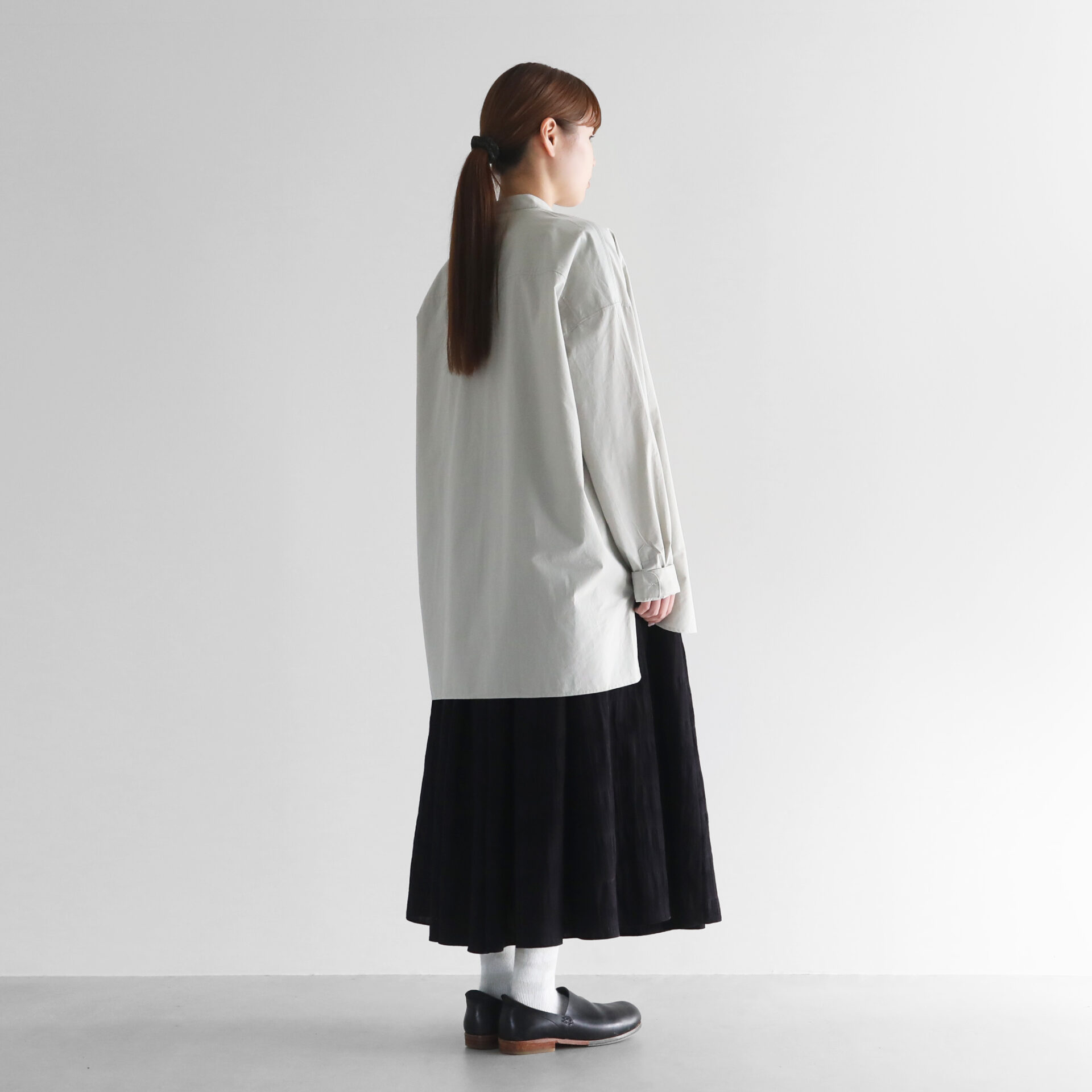 オーガニックコットンバンドカラーオーバーシャツ 015をリリースしま