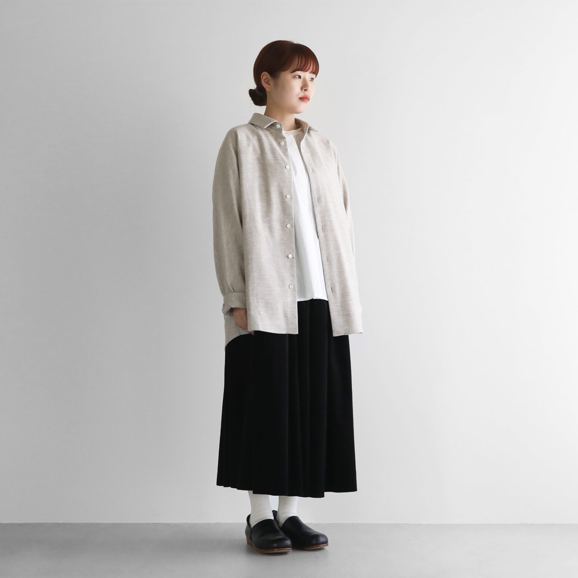 ヤクウール綾ネルシームレスオーバーシャツ【ユニセックス】020を