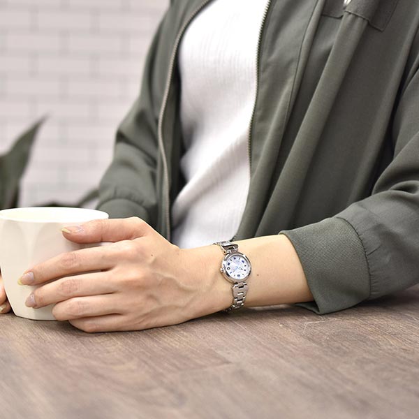 シチズン エクシード EXCEED エコ・ドライブ電波時計 ES9420-58A