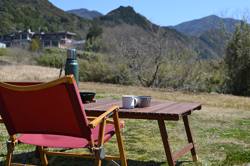 受注生産】ウォールナットキャンプテーブル KUROSON370の通販｜【196