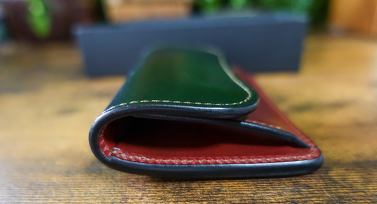 WILDSWANSのミニ財布の最高峰「タング tongue」レビュー｜1clickr.com