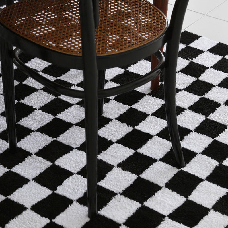 イーテンタフティングチェッカーボードラグ｜洗えるラグ – 1acspaces