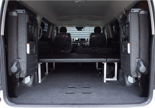 ハイエース ワゴンGL用 ベッドキット グルニエ7を販売！ カスタム