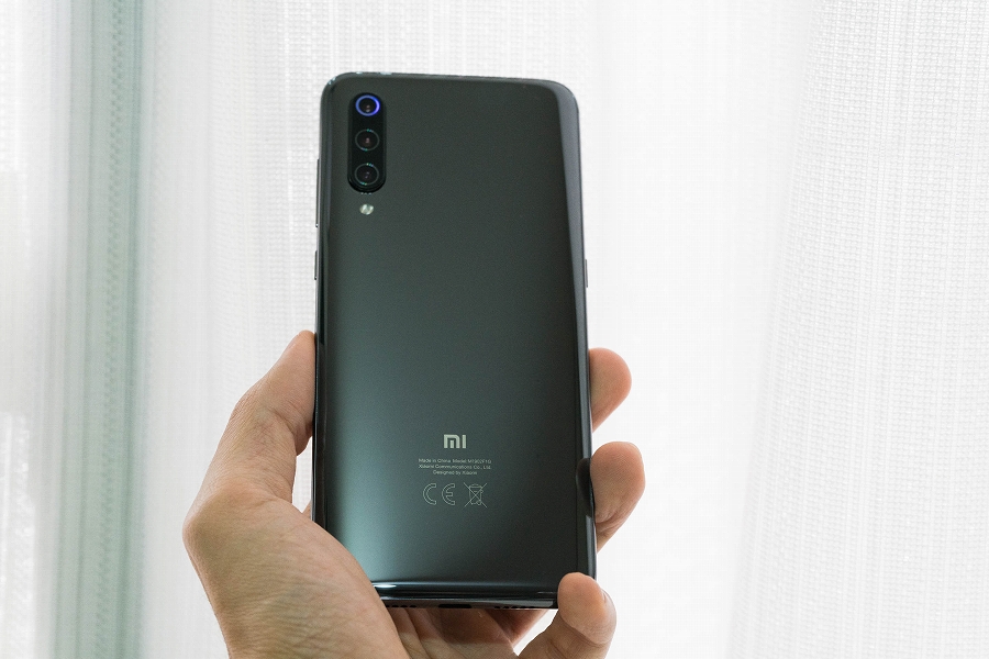 Xiaomi Mi 9実機レビュー】5万円なのに10万円スペック【欠点3つ