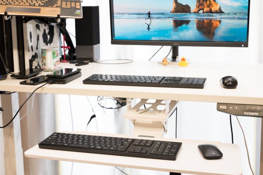 キーボードスライダー導入【FlexiSpot電動昇降デスク】 - ガジェマガ