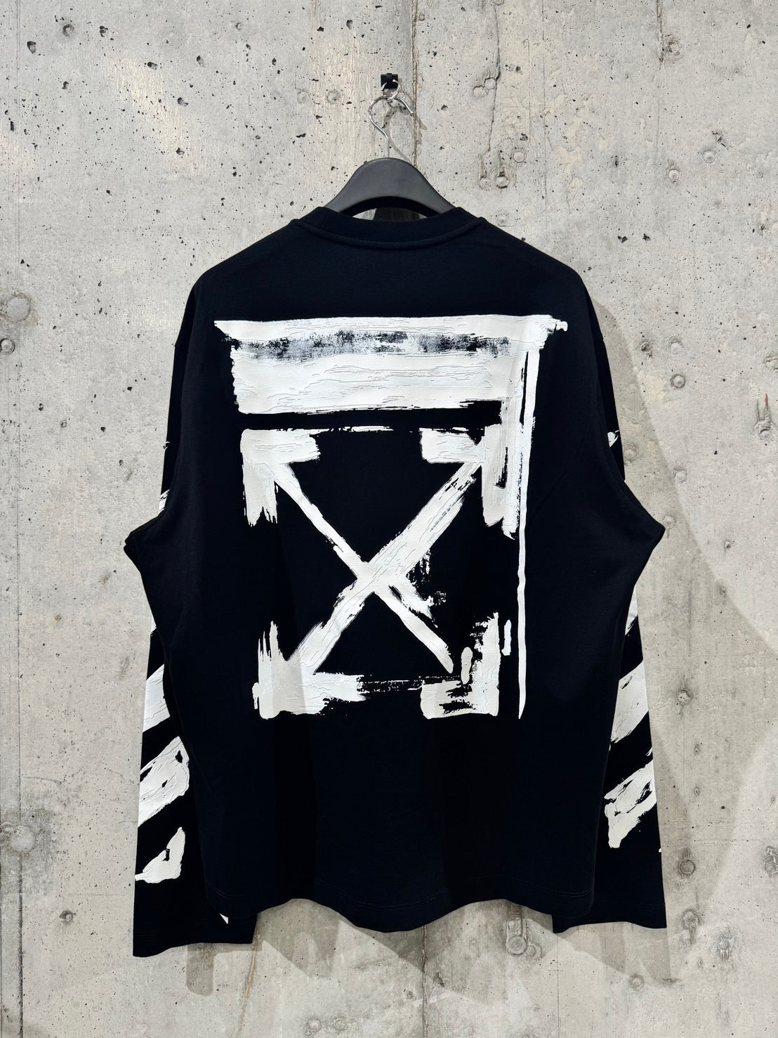 OFF-WHITE – 318Store/SAVA!