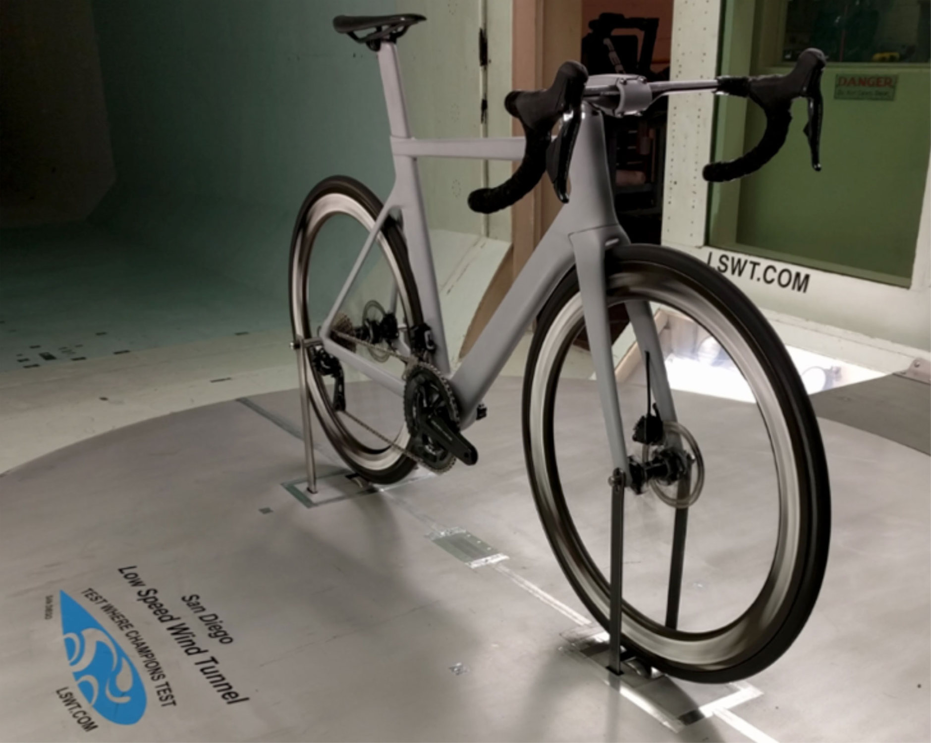 FELT (フェルト) AR | Advanced | Ultegra 2020年モデル 超軽量