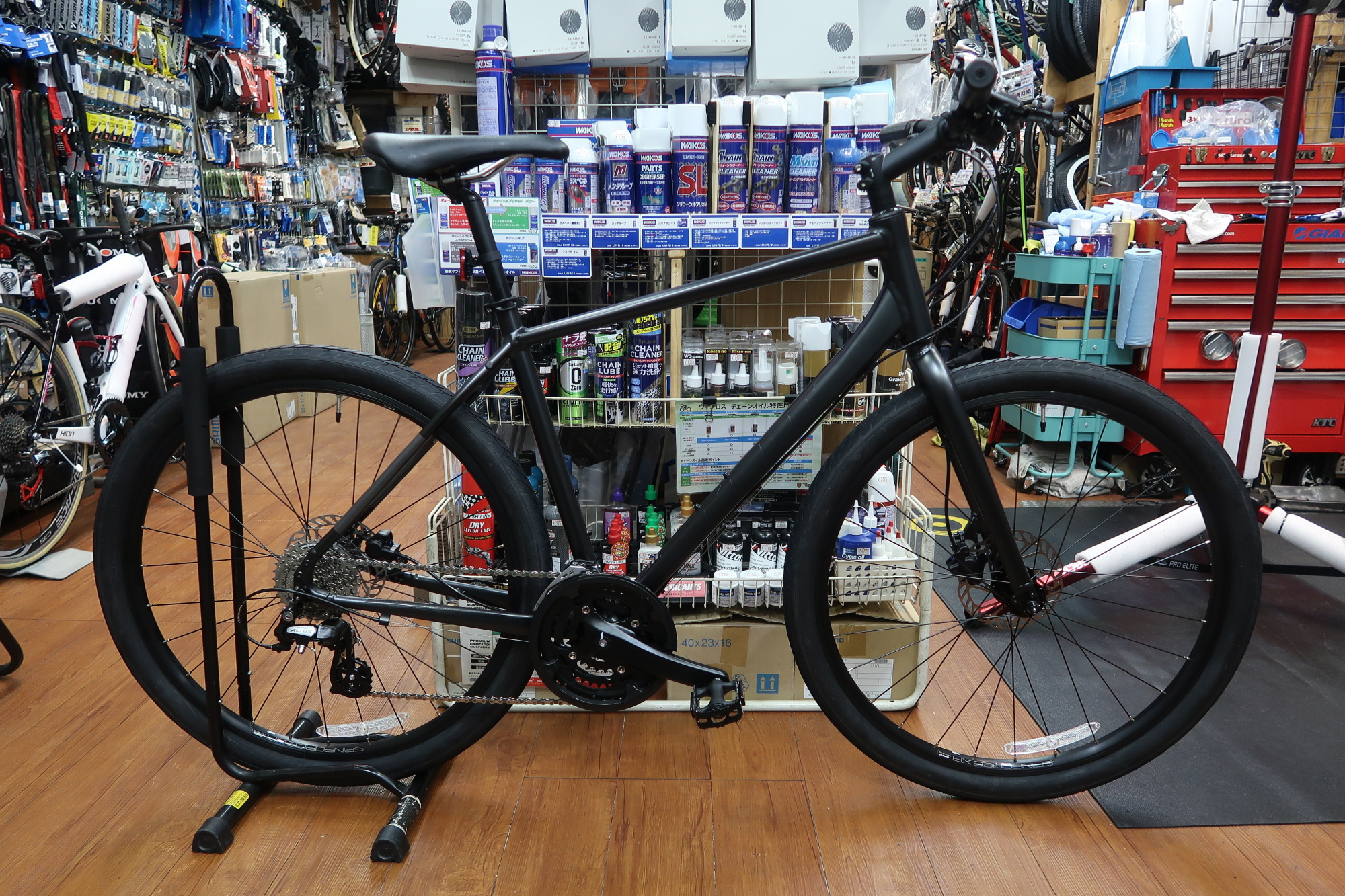 横浜 GIANT GRAVIER ジャイアント グラビエ クロスバイク GIANT