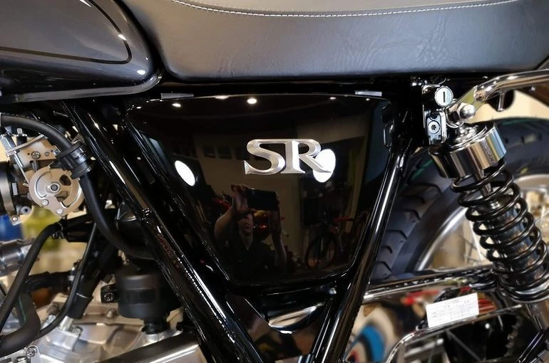 ヤマハ SR400 Final Edition フィルム ガラス コーティング 東京