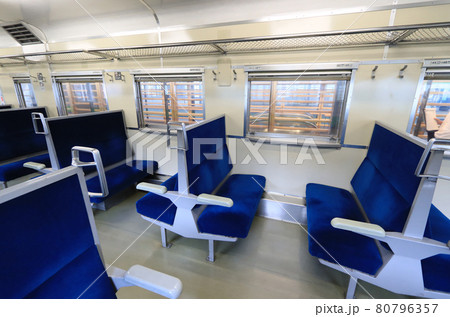 JR北海道 キハ40の車内の写真素材 [80796357] - PIXTA