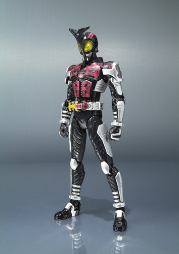 S.H.Figuarts 仮面ライダーダークカブト | 魂ウェブ