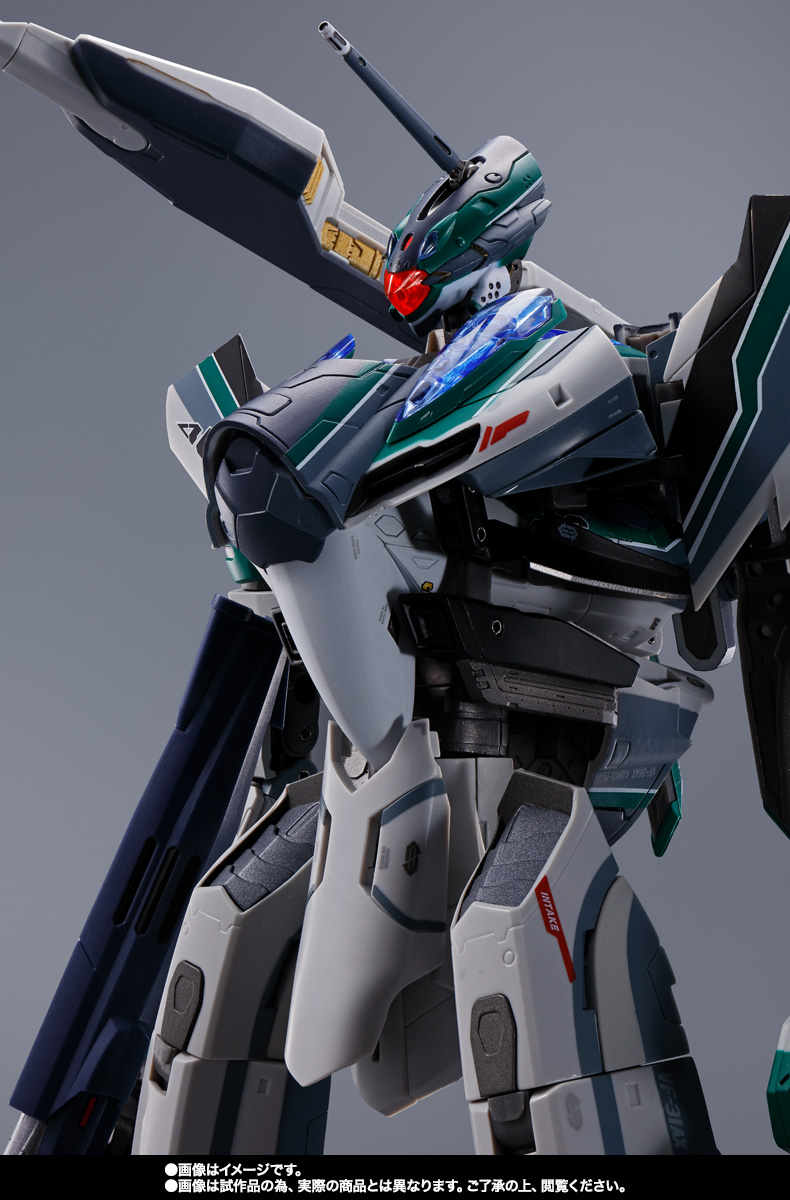 DX超合金 劇場版 VF-31AX カイロスプラス(ボーグ・コンファールト機