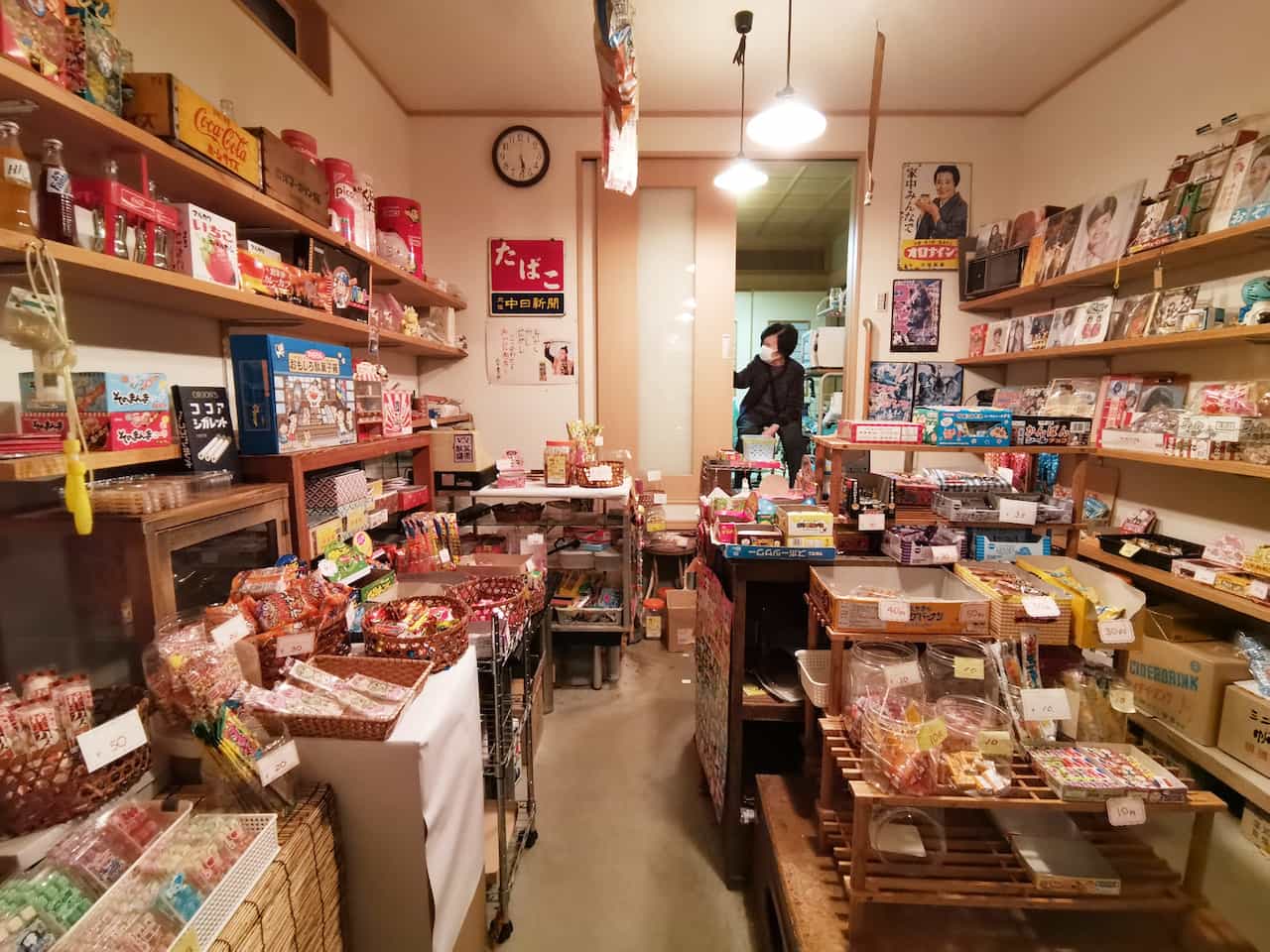 いながきの駄菓子屋探訪76：70年以上の歴史を持つ石川県「岡田商店