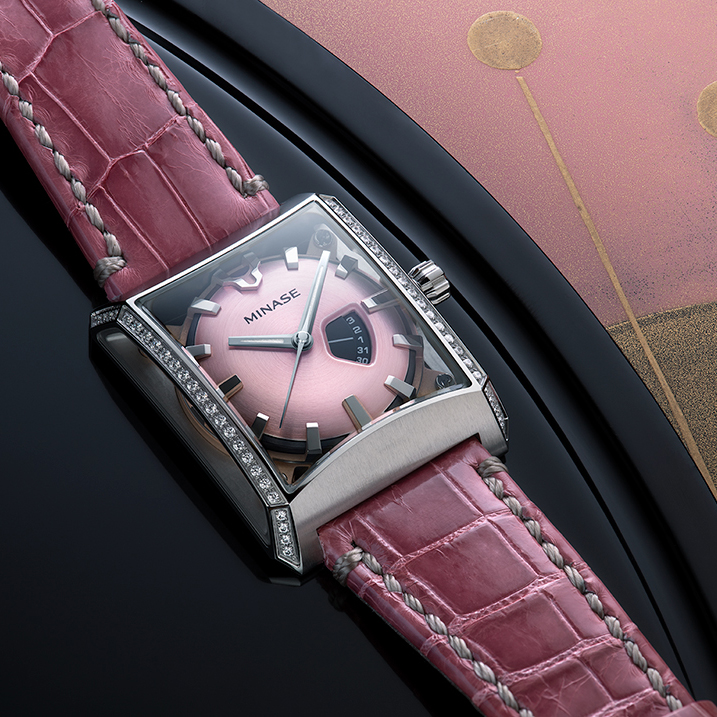 ミナセ〉ファイブウィンドウズ VM07シリーズ ミッドサイズ レザー