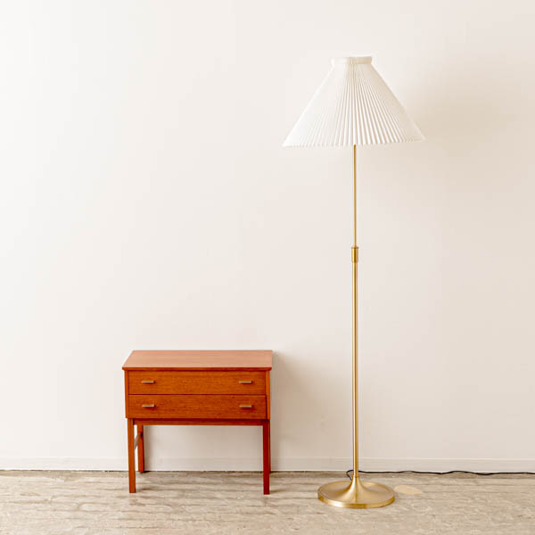 北欧家具 talo デンマーク製 フロアランプ LE KLINT フロアランプ