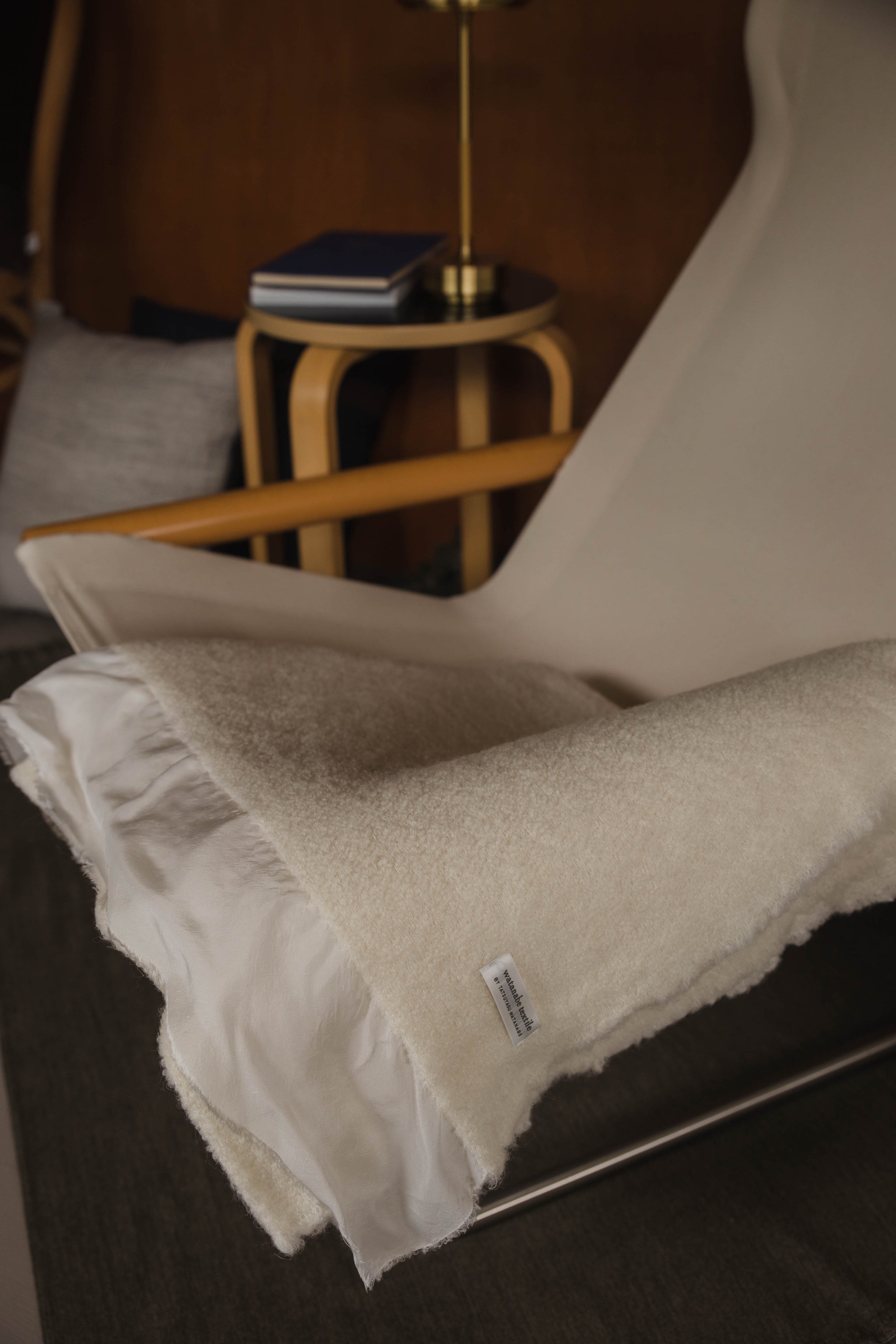 woolalpacacupro blanket c/#white (cupro付き) – Watanabe Textile