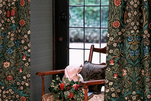 Morris & Co. 花柄ドレープカーテン Morris Design Studio」カーテンが