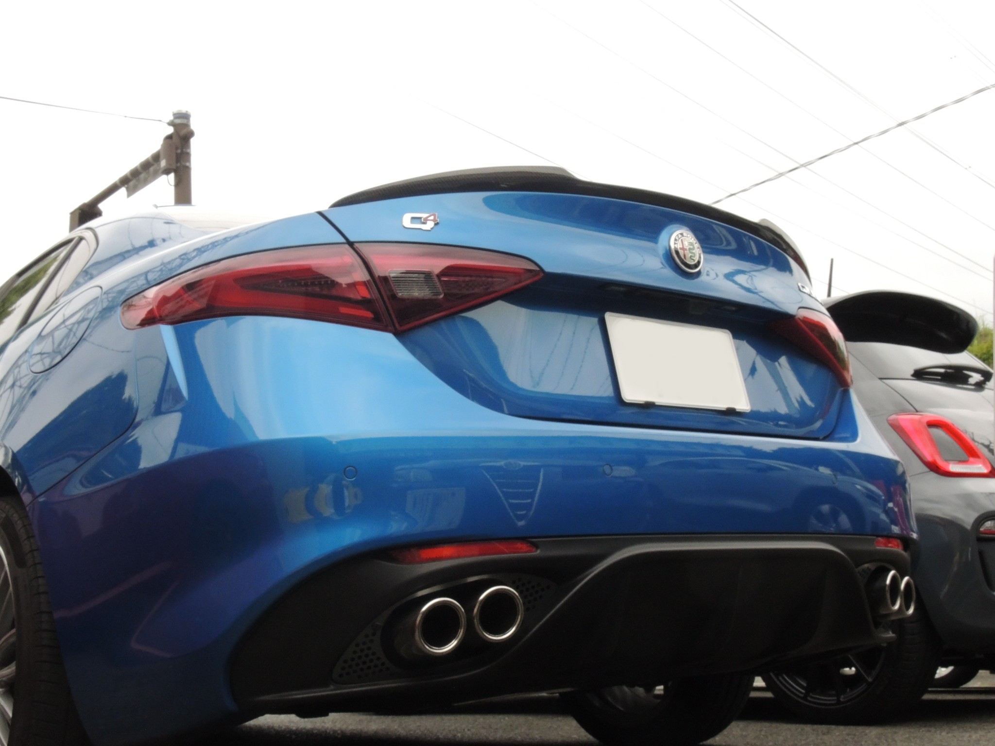 販売開始：アルファロメオ ジュリア ヴェローチェ lxyスポーツマフラー