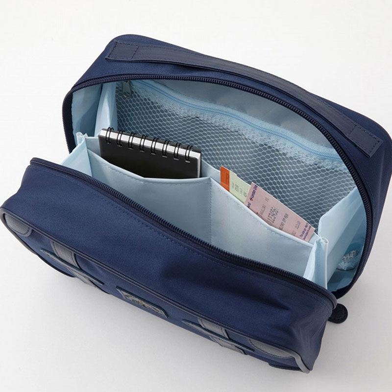 GLOBE-TROTTER LIMITED BOOK NAVY ver.│宝島社の通販 宝島チャンネル