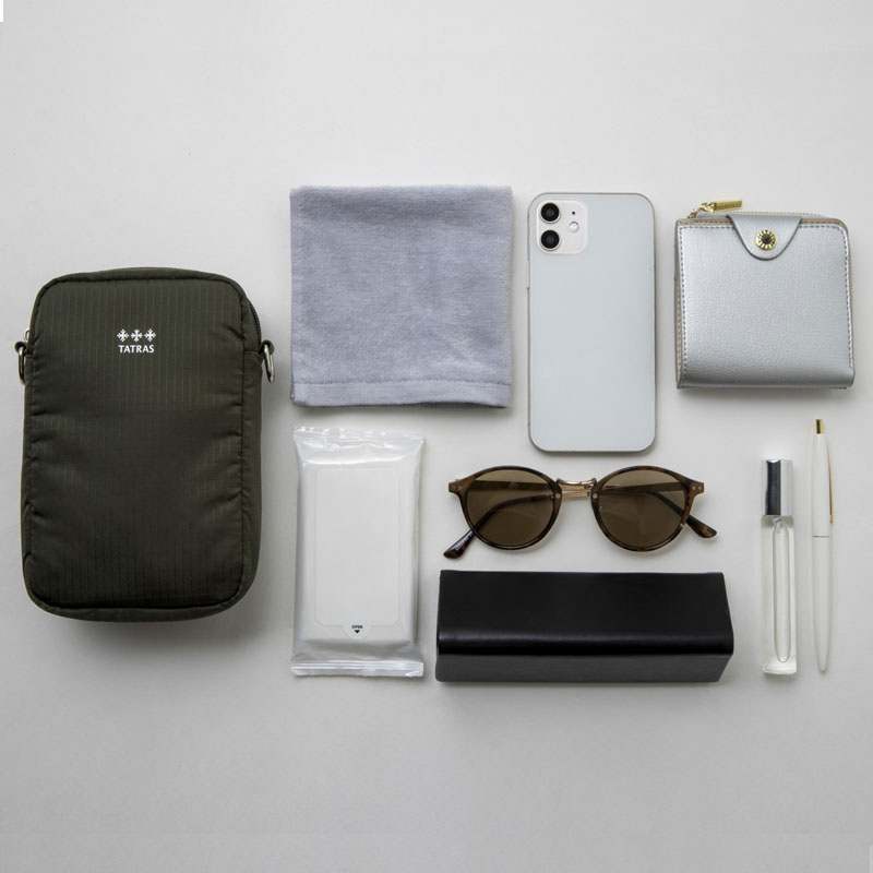 TATRAS SPECIAL BOOK KHAKI│宝島社の通販 宝島チャンネル