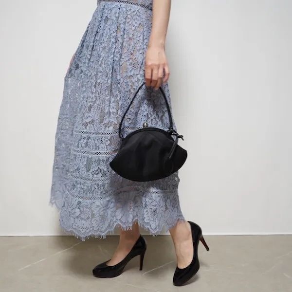 SELF PORTRAIT（セルフポートレイト） フラワーレースドレス（ライト