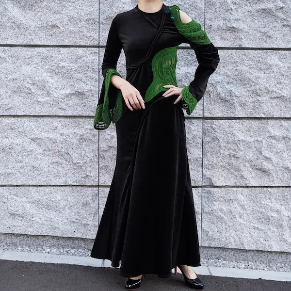 Mame Kurogouchi（マメ クロゴウチ） コードエンブロイダリー