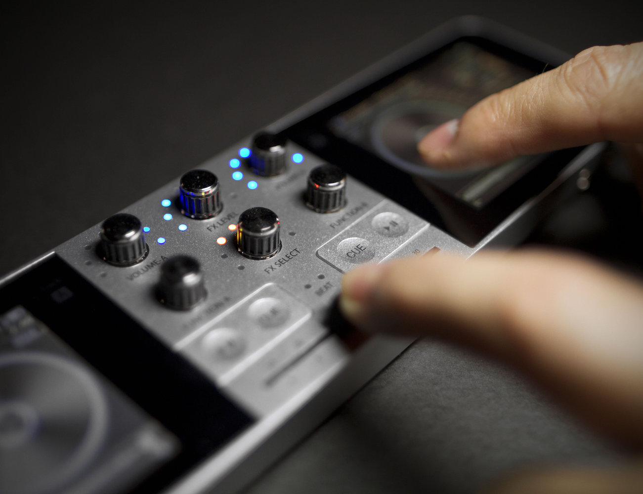 Monster GoDJ Portable DJ Mixer | Key Features, Price & Alternatives