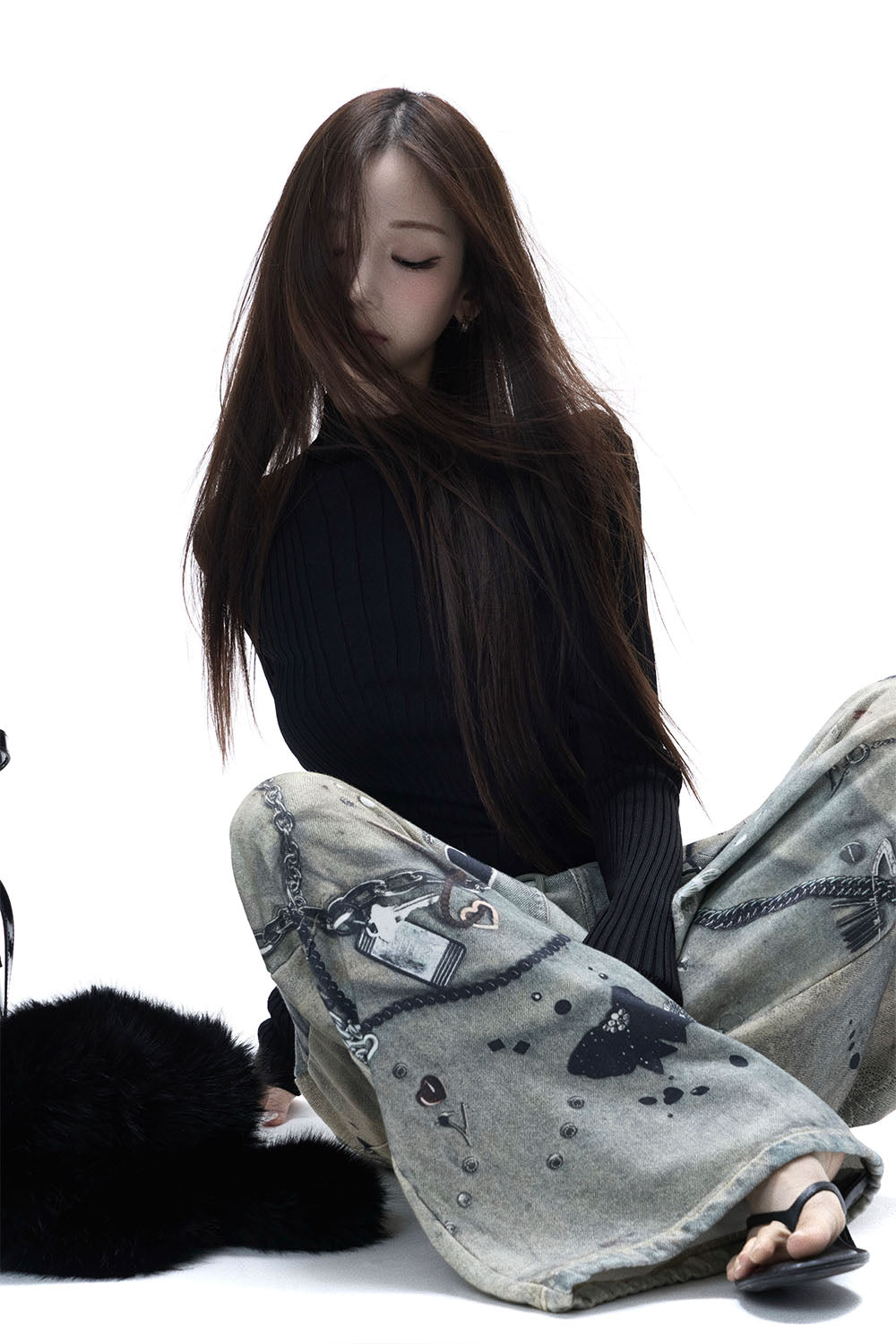 THEREDTHREAD / ザレッドスレッド】S print sweat1 toys