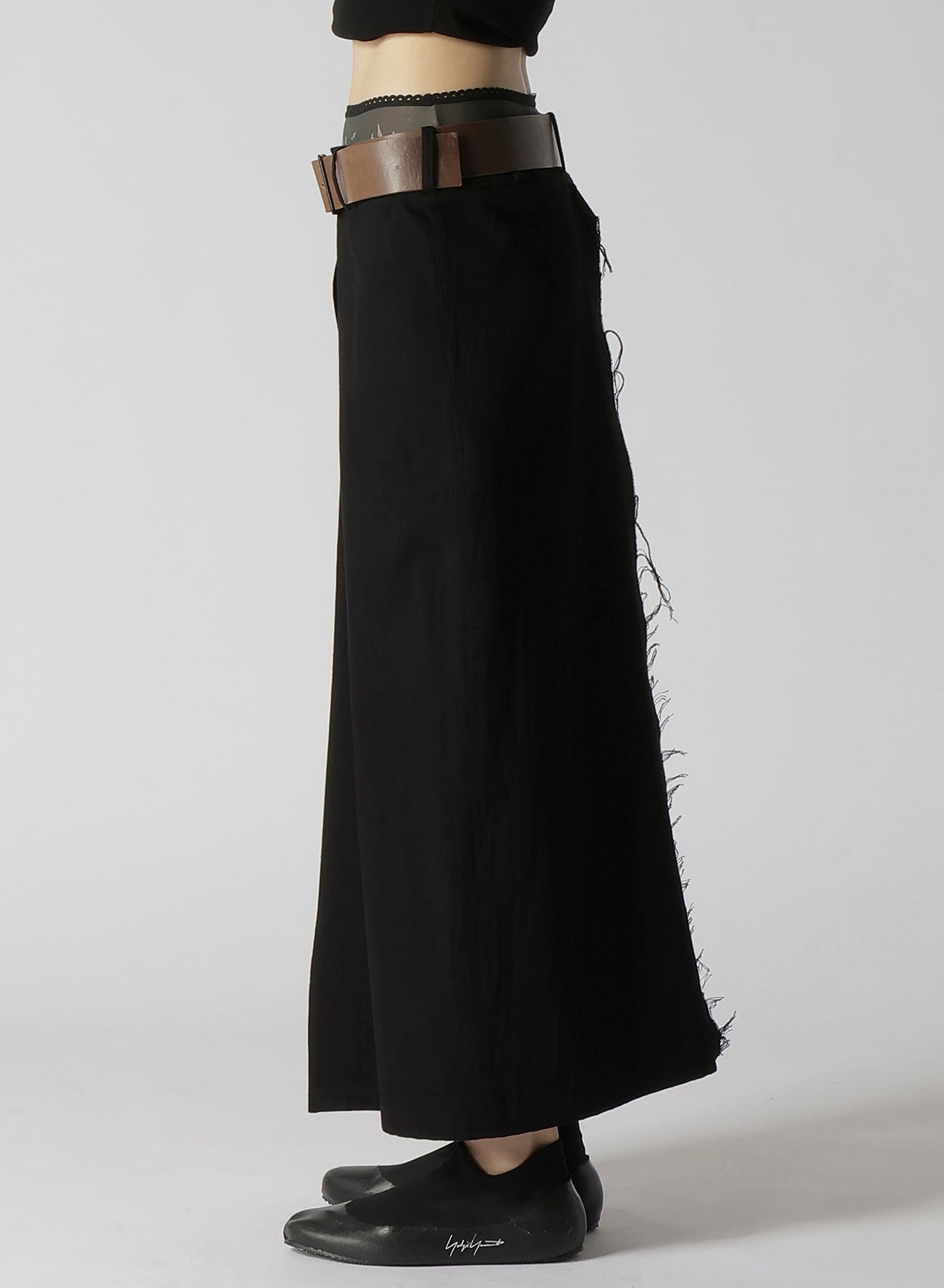 7.6OZ UNEVEN YARN DENIM BELTED WRAP SKIRT – THE SHOP YOHJI YAMAMOTO