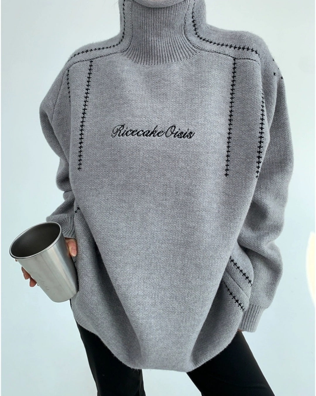 エンブロイダリーデザインハイネックニット SL401 – THE SOL93