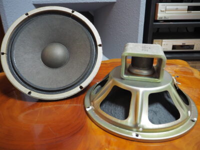 PIONEER CS-8 システム紹介と内部ユニット 巨大な磁気回路｜tone