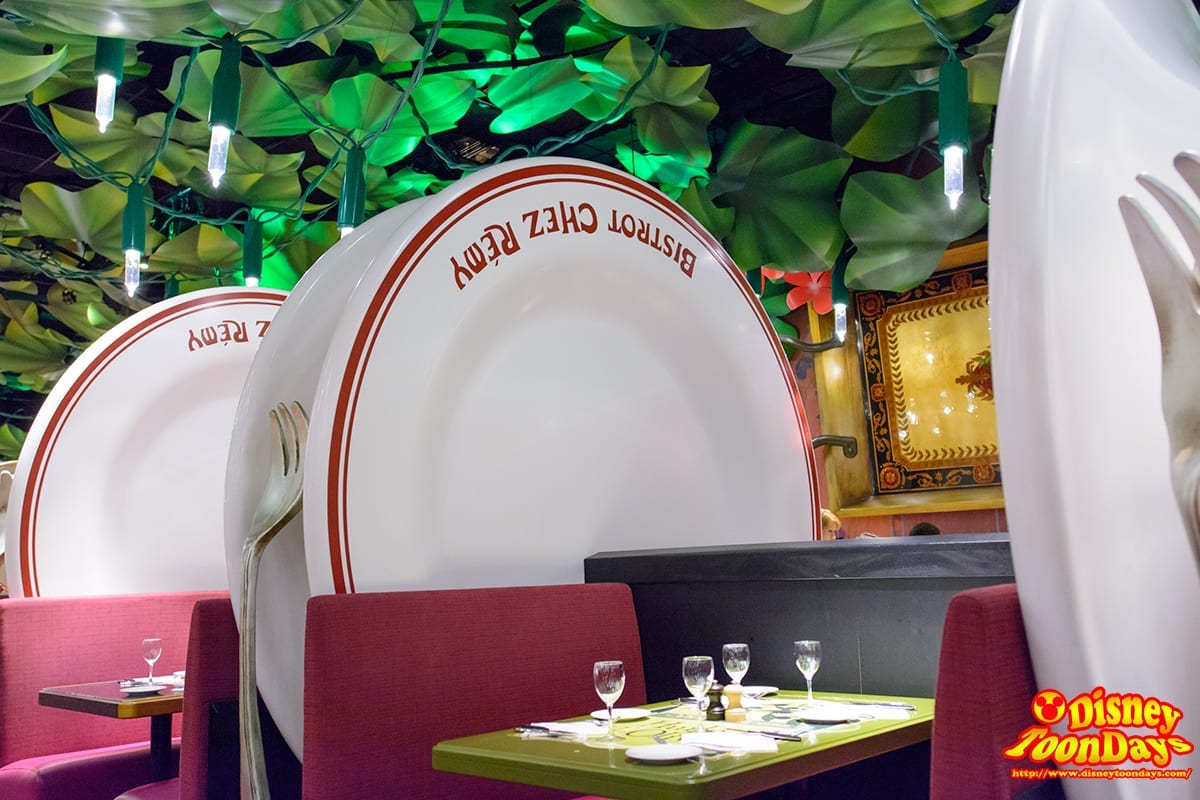 レミーのおいしいレストラン』を体験！「ビストロ・シェ・レミー」の