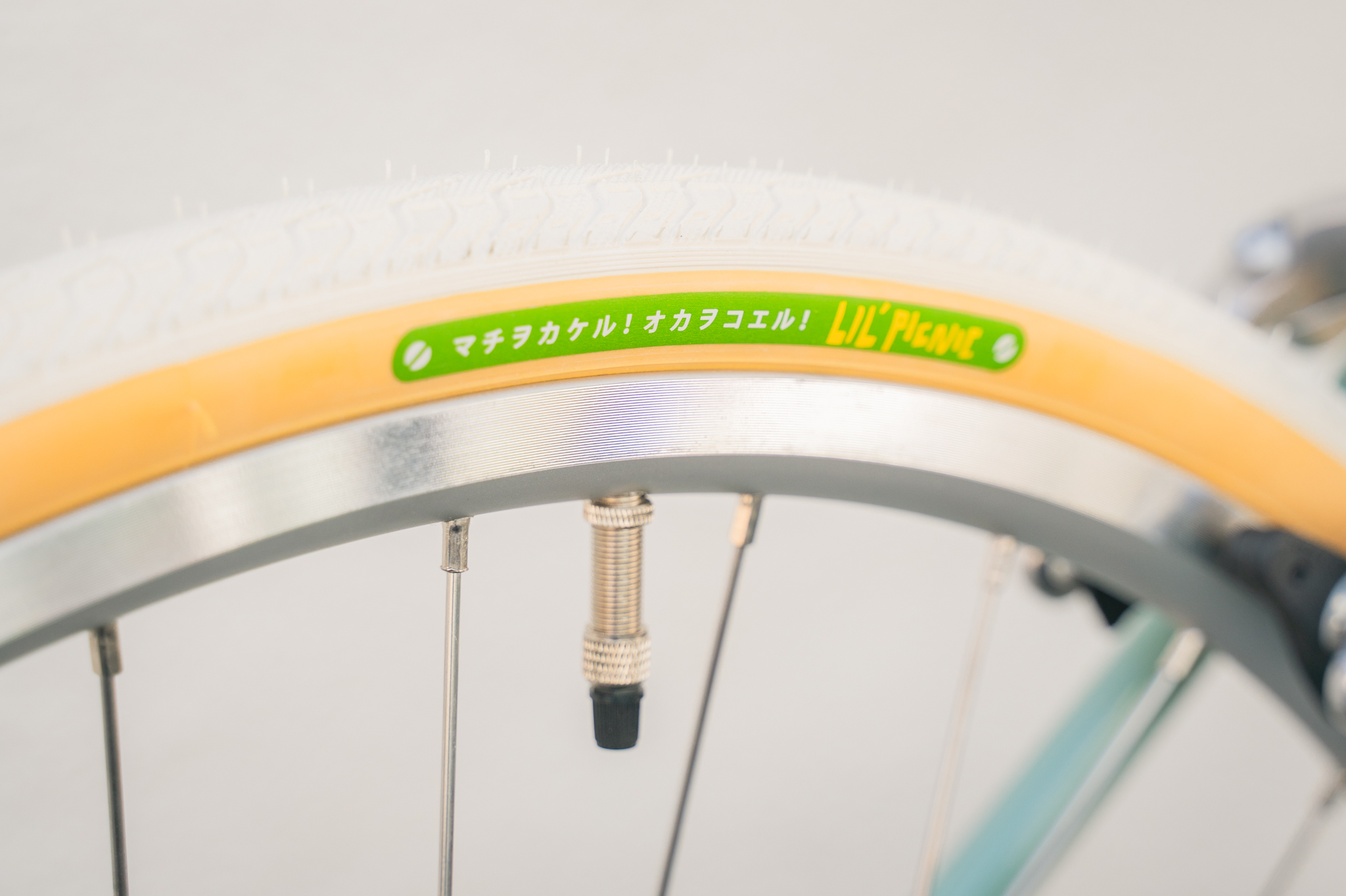 26インチ用タイヤ 26x1.25 LIL' PICNIC - トーキョーバイク