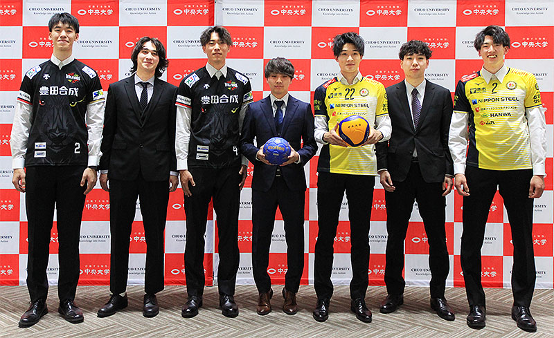 石川祐希を輩出した中央大学 バレーボール部 澤田晶 山崎真裕 がウルフ