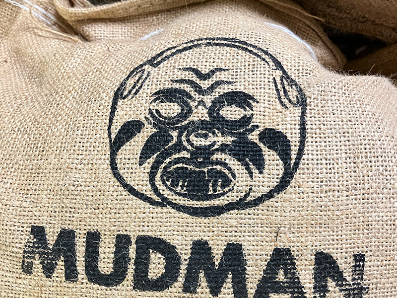 パプアニューギニア／シウェット プランテーション マッドマンコーヒー