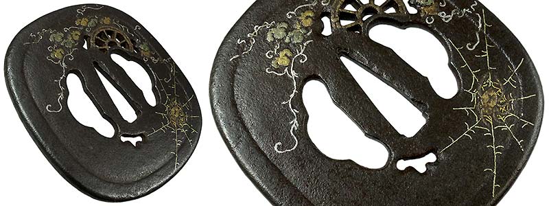 日本刀の鐔・鍔｜鉄地源氏車に蔦蜘蛛図｜日本刀専門店・東京【十拳】