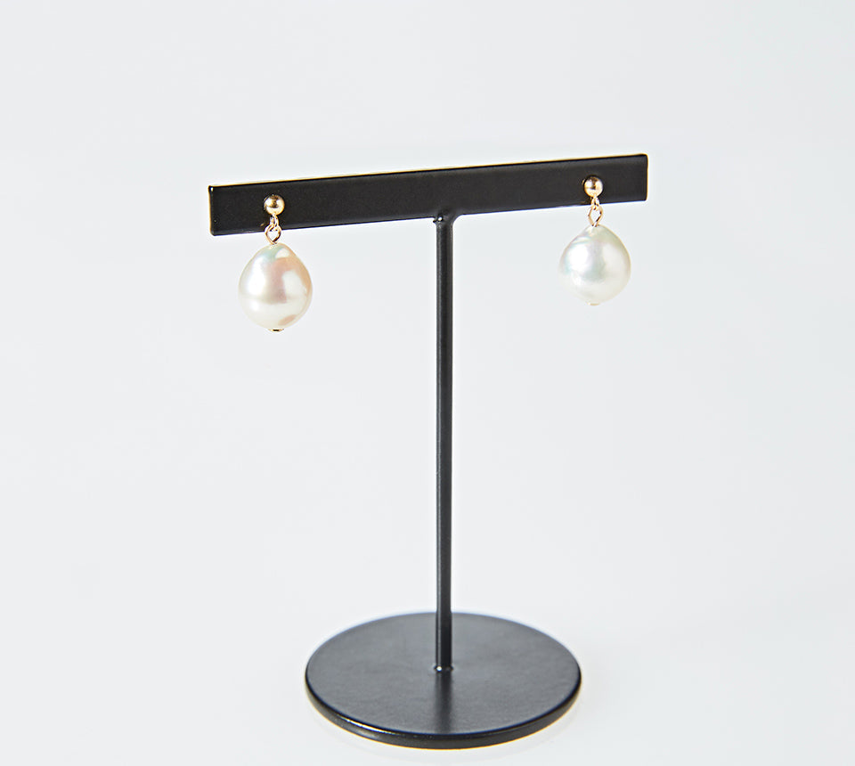 OMAMORI JEWELRY K18あこやバロックパール8mmピアス – 伊勢とこわかや