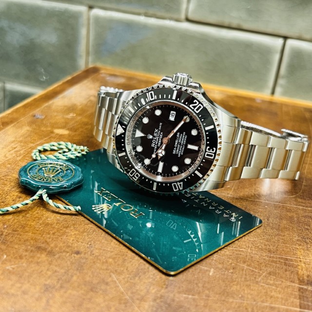 現行DEEPは初期ダイヤルに注目！Ref.136660 | ロレックス専門店