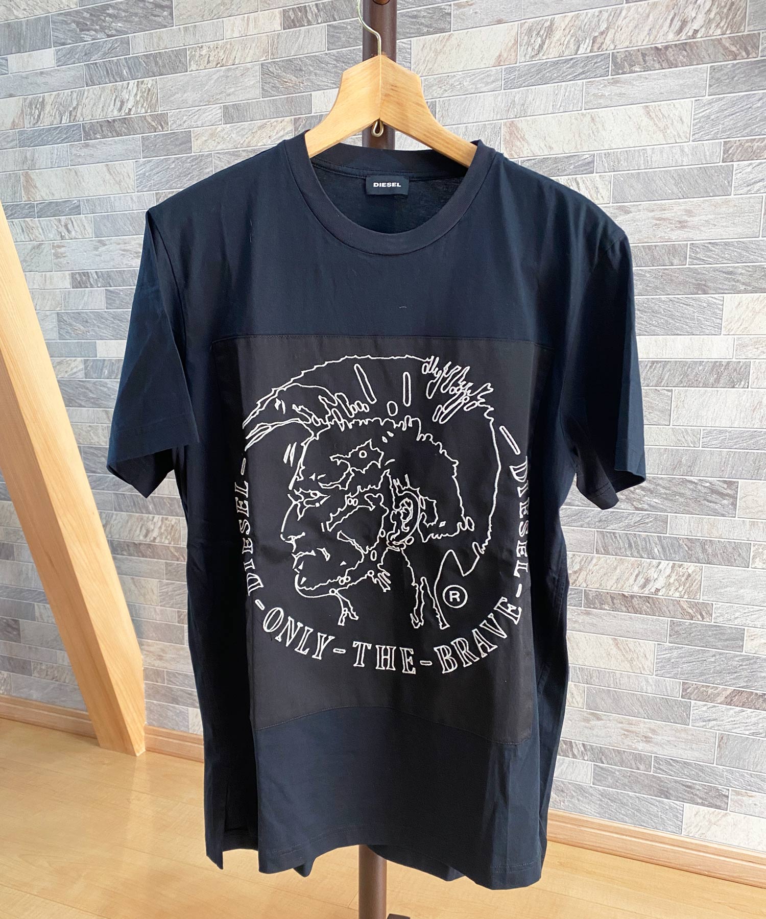 DIESEL ディーゼル ブレイブマン プリント クルーネック 半袖Tシャツ T