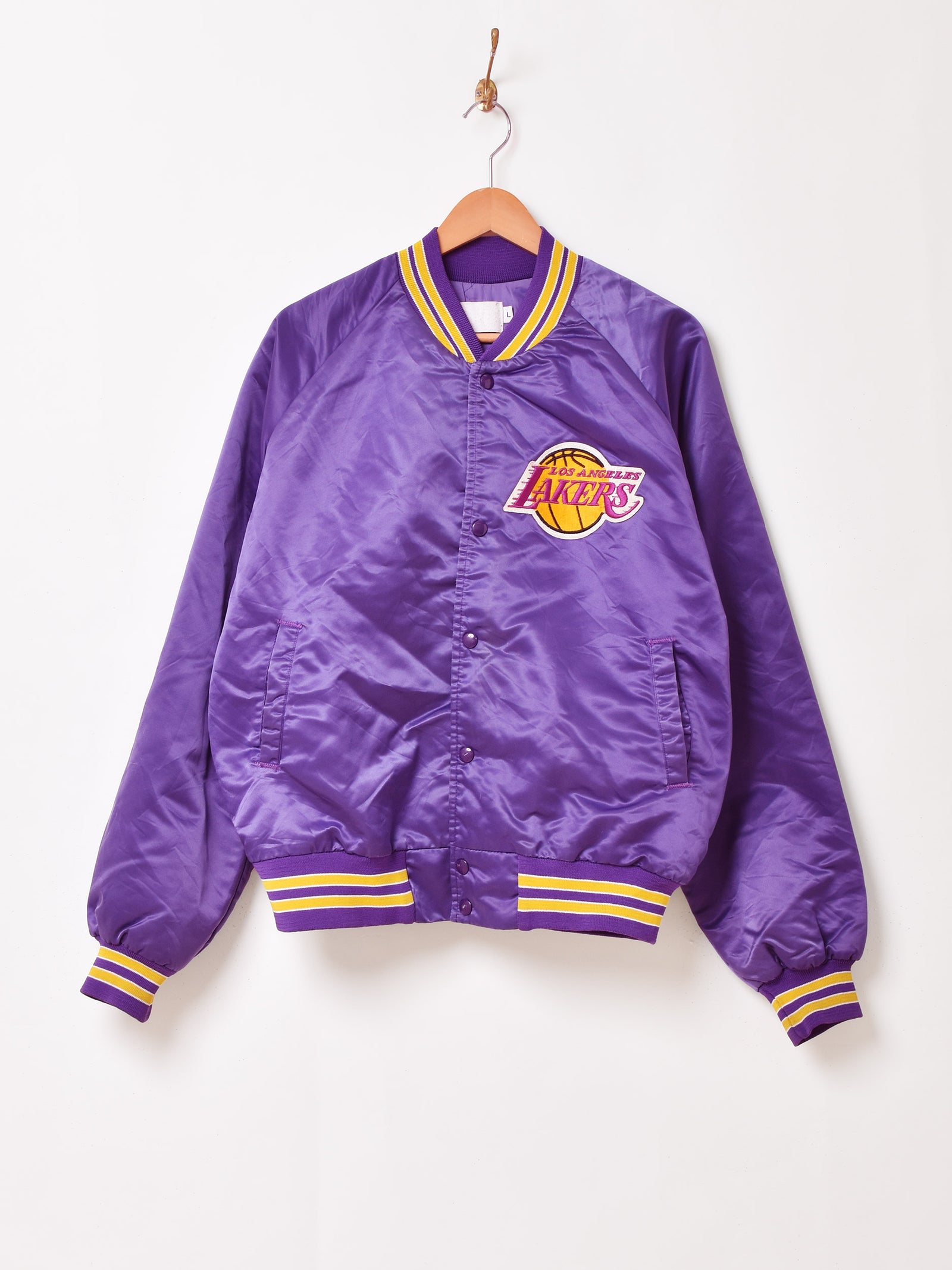 90's〜 アメリカ製 Los Angeles Lakers スタジアムジャケット – 古着屋
