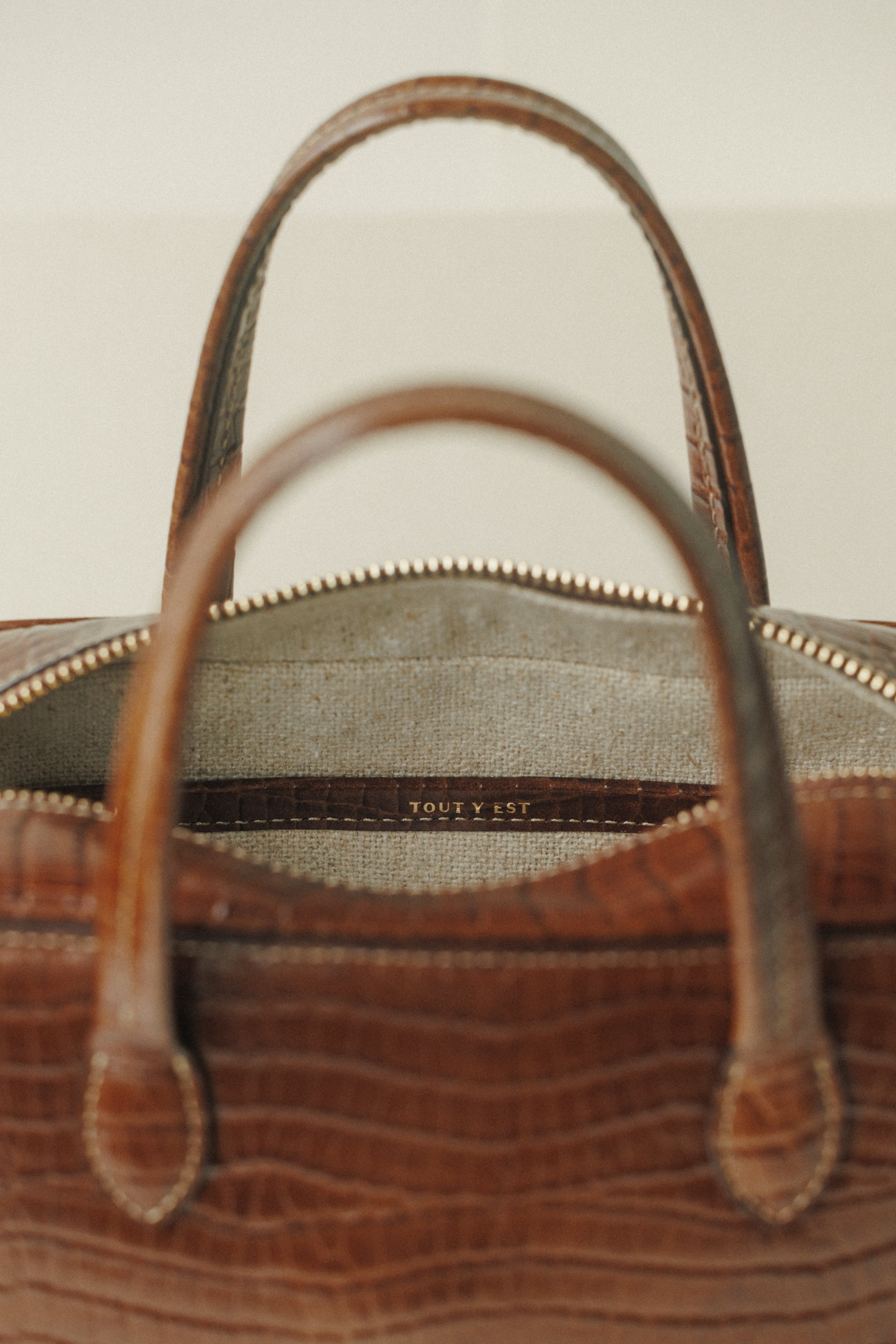 SAC LOQUET MINI CROCO BROWN – TOUT Y EST JP